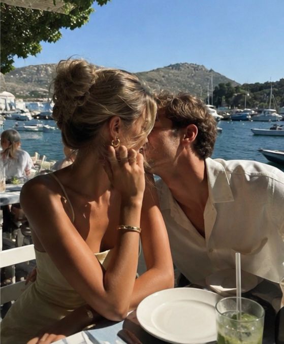 Happy couple who met through Aura Dating — success story 2